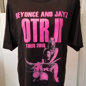 Beyonce and Jay-Z On the Run II Tour T-shirt